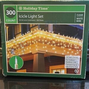 Holiday Time Icicle Light Set Clear